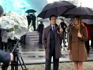 V(2009) Extrait 2x09 "Devil In A Blue Dress" #2
