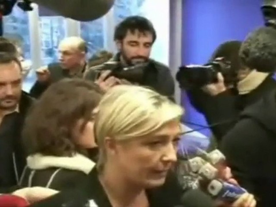 Marine Le Pen est-elle islamophobe ? Réponse vidéo choc buzz