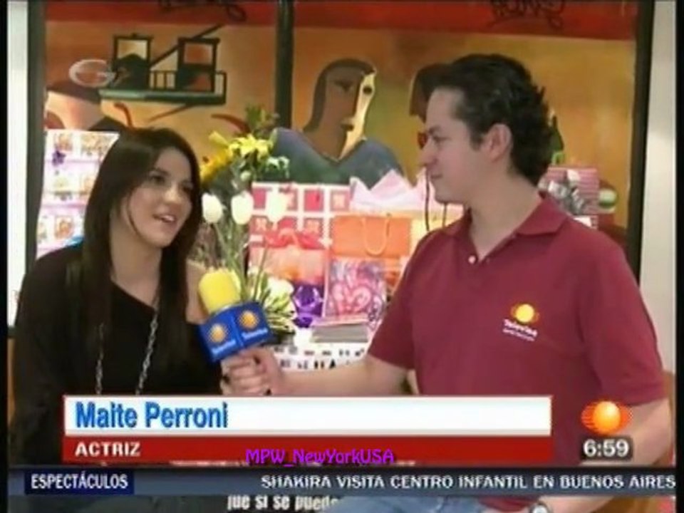 Maite Perroni Festeja con Fans || 1N