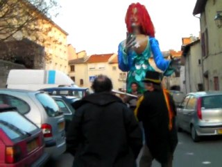 Première sortie d'Ariel, la sirène du Carnaval de Romans