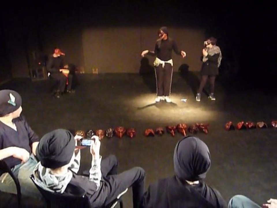 Cabaret théâtre masqué