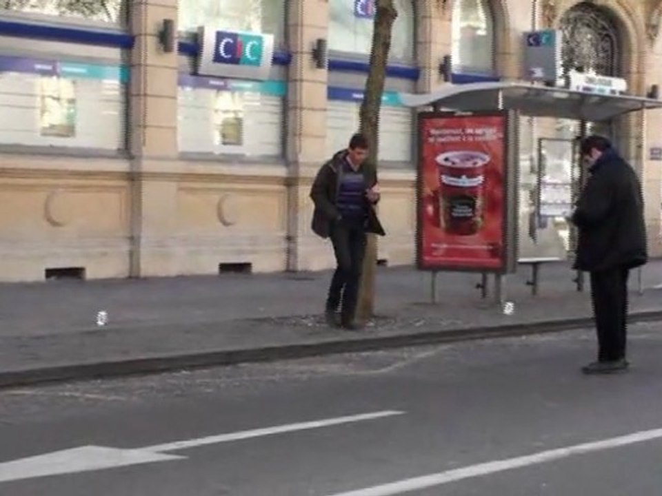 Egorgé en pleine rue à Chalon (saone et loire)