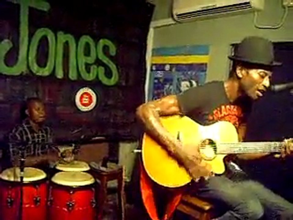 KEZIAH JONES - KPAFUCA - LIVE - JAZZHOLE LAGOS, NIGERIA