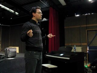 Robin - présentation de l'orgue à des élèves de lycée - GPLC