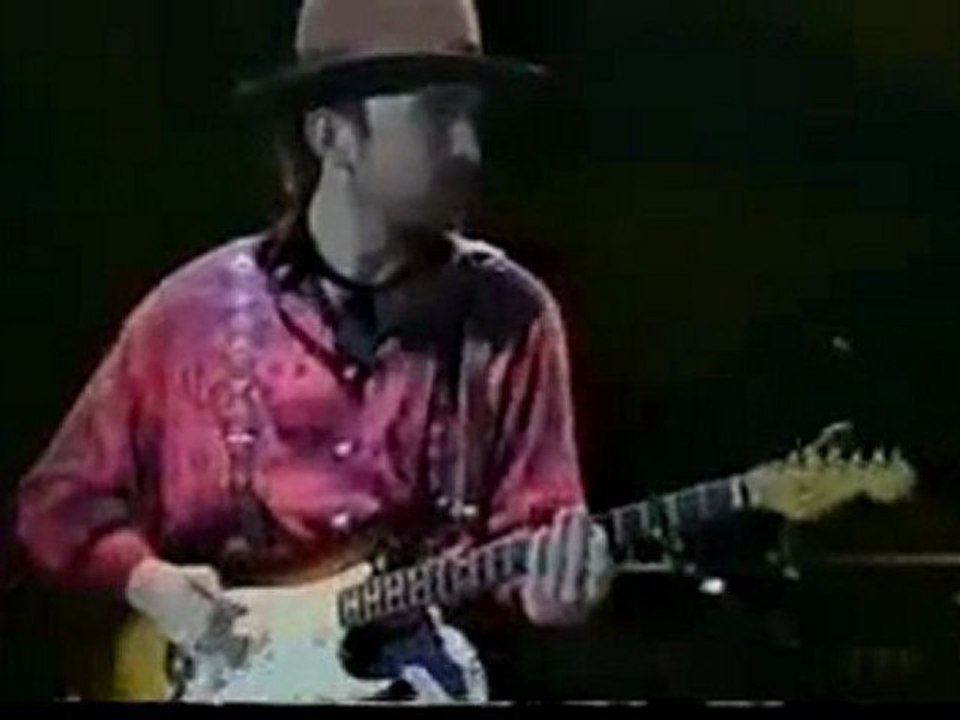 U2 “I Still Haven’t Found What Im Looking For” (Live)