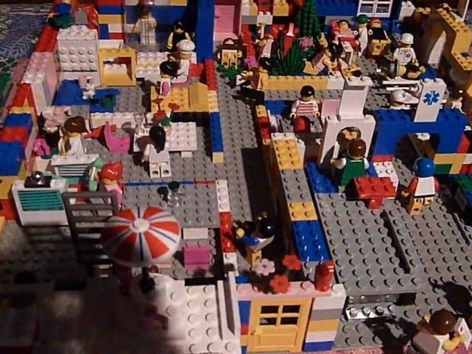 visite guidée de ma maison Lego :)