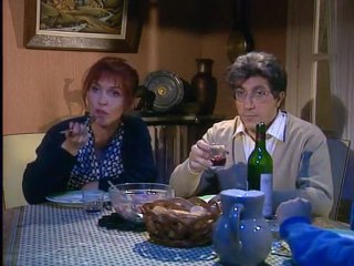 Les nuls - Histoire de la télévision - Le Tourisme