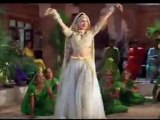 Karishma Kapoor, Saif Ali Khan, Salman Khan & Sonali Bendre in Maiya Yashoda - Hum Saath Saath Hain