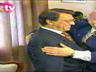 SİYASETİN CEM YILMAZ'I KİM?