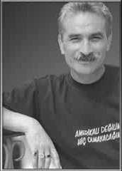 İsmet Özel'in okumasıyla İstiklal Marşı