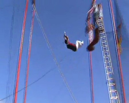 TRAPEZE VOLANT - TOCCA L'ARIA - FESTIVENTU 2009