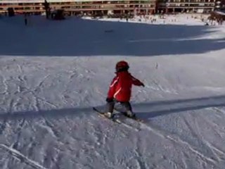 Noa, 5 ans, chamrousse 2011