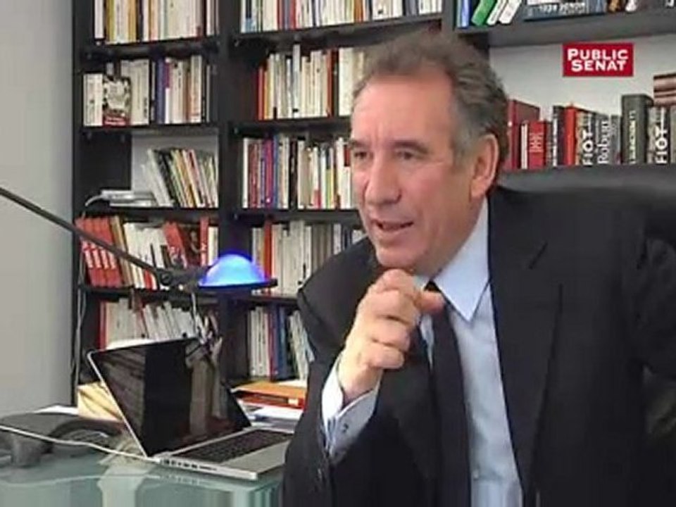 FRANÇOIS BAYROU: "LA FAUTE POLITIQUE" de Nicolas Sarkozy