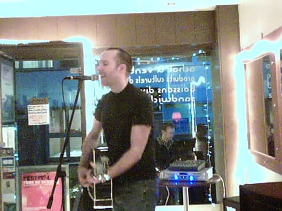 Malcolm Bauld 1 - Nov 08