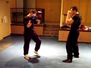 Savate Boxe Française enchainement très difficile