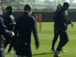 Wenger still hoping for silverware