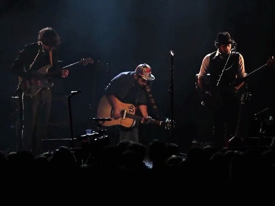 JIL IS LUCKY - 40 TIMES A DAY