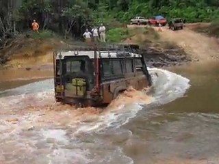 Camp Citron - Irène passe le 3ème gué