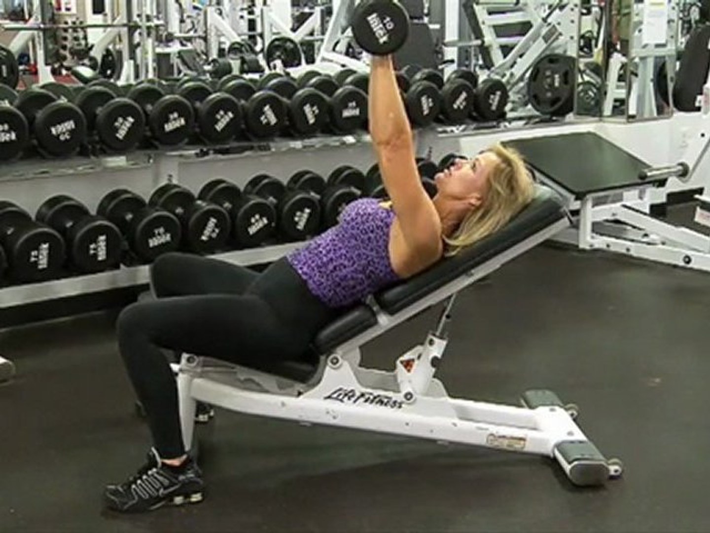 How to Do Incline Dumbbell Bench Press - Women's Fitness - video