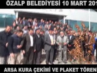 Kömürcüler'den Başkan'a Plaket