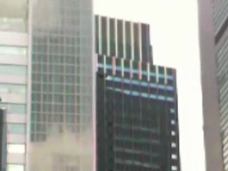 Séisme au Japon: à Tokyo les immeubles ont tangué