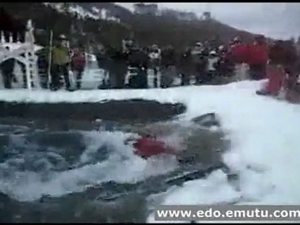 pond skimming skidmark