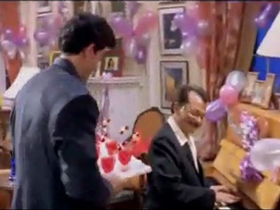 Main Prem Ki Diwani Hoon - 13/17 - Bollywood Movie - Hrithik Roshan & Kareena Kapoor