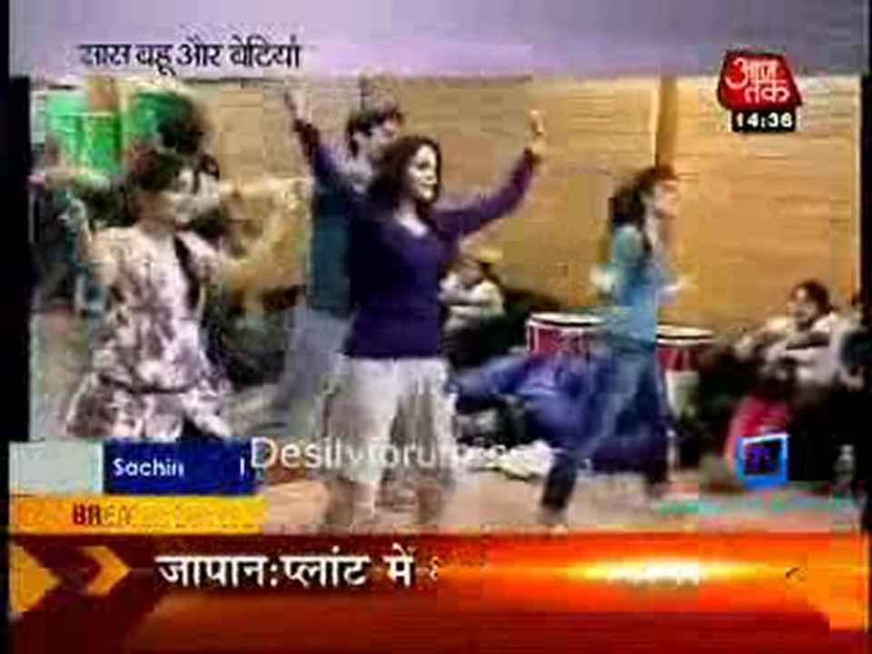 Saas Bahu Aur Betiyan [AajTak News] - 12th March 2011-Part1