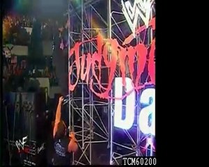 Falls Count Anywhere : Big Show vs Shane McMahon Part {2/2}