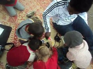 Atelier rue avec les enfants Rroms au camp de Massy