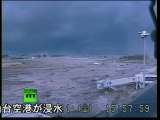 Japan earthquake_tsunami wave hitting Sendai airport