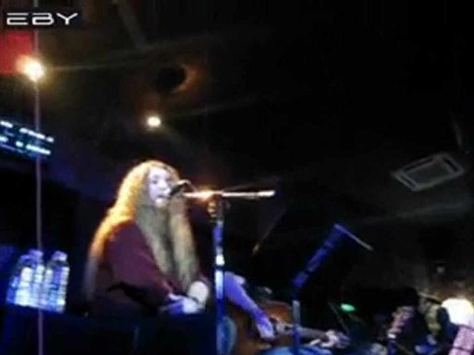 Murat İlkan - Comfortably Numb (Pink Floyd Cover)