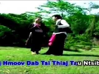 11 HMONG SONG ( NIAM TXIV NOJ DAB TSI YUG )