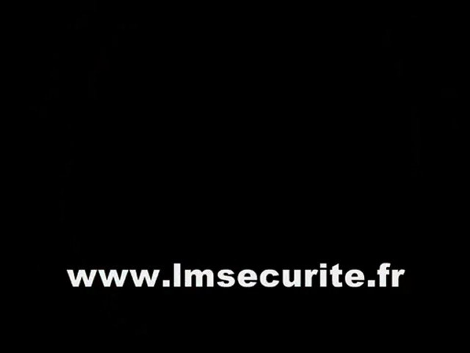 PANNEAU  DE  SIGNALISATION  LUMINEUX  DYNAMIQUE  PREVENTIF