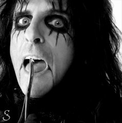 Is it my body - Messfinder (Alice Cooper's cover)