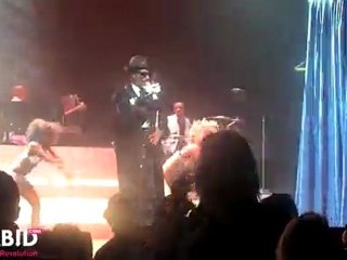 Snoop Dogg & Mike Epps "Drop it Like it's Hot" Live @ "Imagine That!", Gibson Amphitheatre, Los Angeles, CA, 11-03-2010 Pt.1