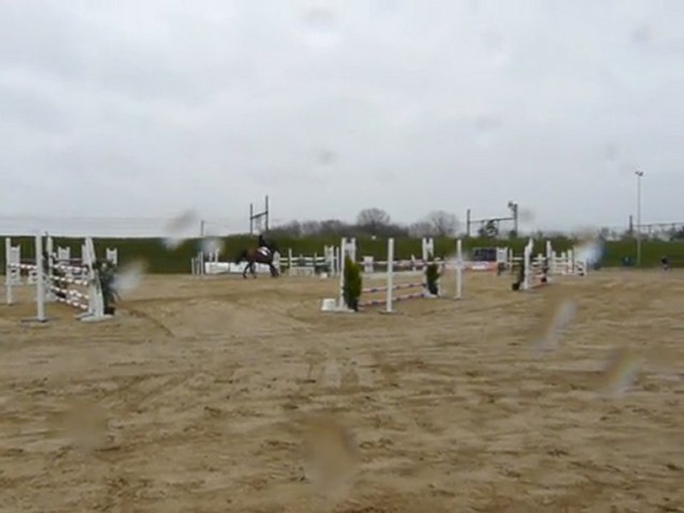 Justine au Perray en Yvelines en GP Amateur 1 115