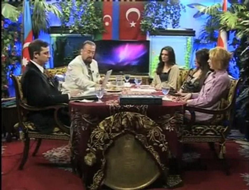 Adnan Oktar'ın Hülya Avşar yorumu