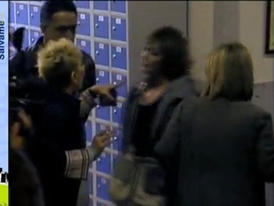 Gran bronca de Mila Ximénez y Karmele Marchante en 'Sálvame'