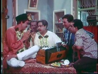 Padosan - 5/13 - Bollywood Movie - Sunil Dutt, Kishore Kumar & Saira Bano