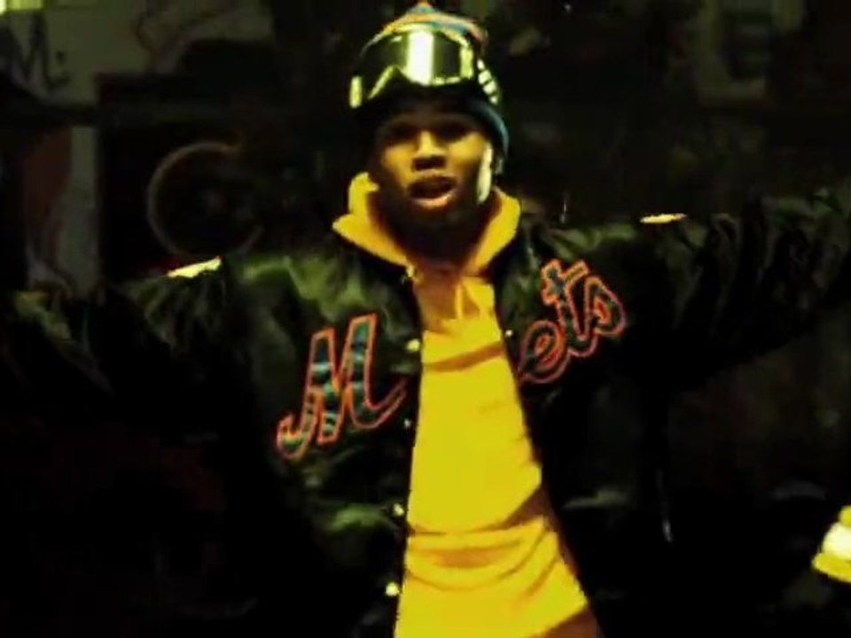 Chris Brown ft. Busta Rhymes & Lil Wayne - Look At Me Now