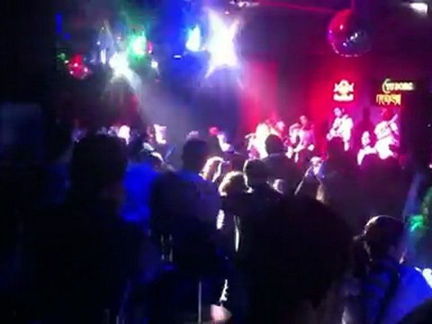 resimli bar konser kardeş türküler