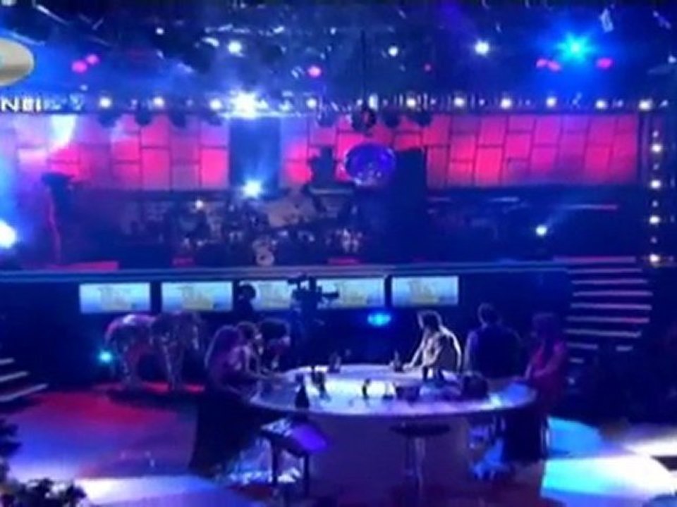 Demir Demirkan Özge- Doya Doya (D.Kralı Canlı Perf.13.03.11)