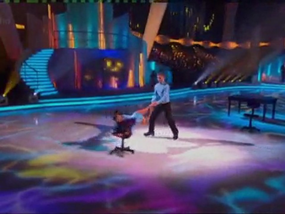 Jeff Brazier skates off Dancing On Ice