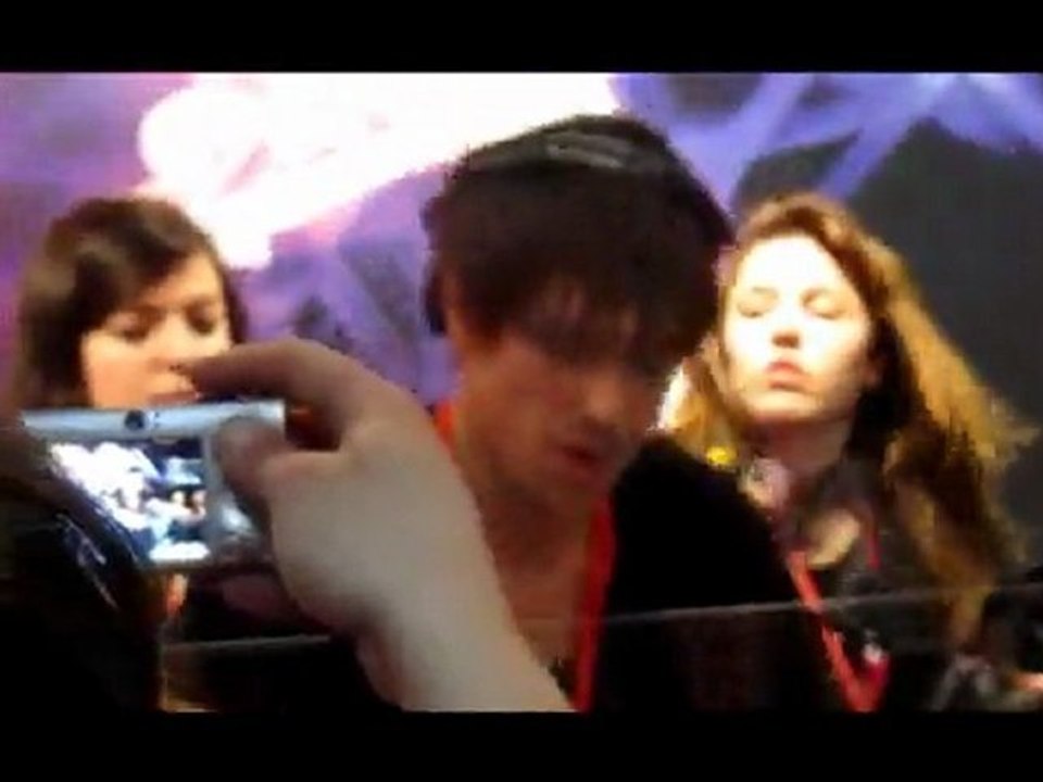 QUENTIN MOSIMANN 13 03 11 Paris  DISCOM MIXMOVE 2011