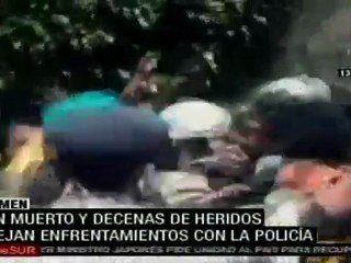 Policías en Yemen reprimen a balazos a manifestantes