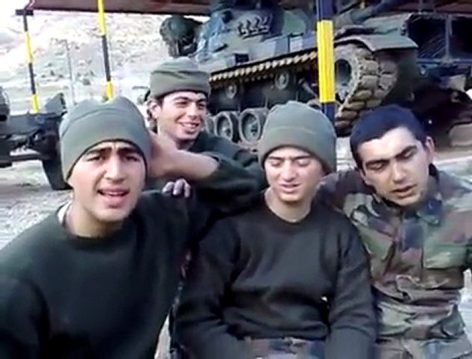 Çekmediğim  barfiks şınav kalmadı xD xD -))