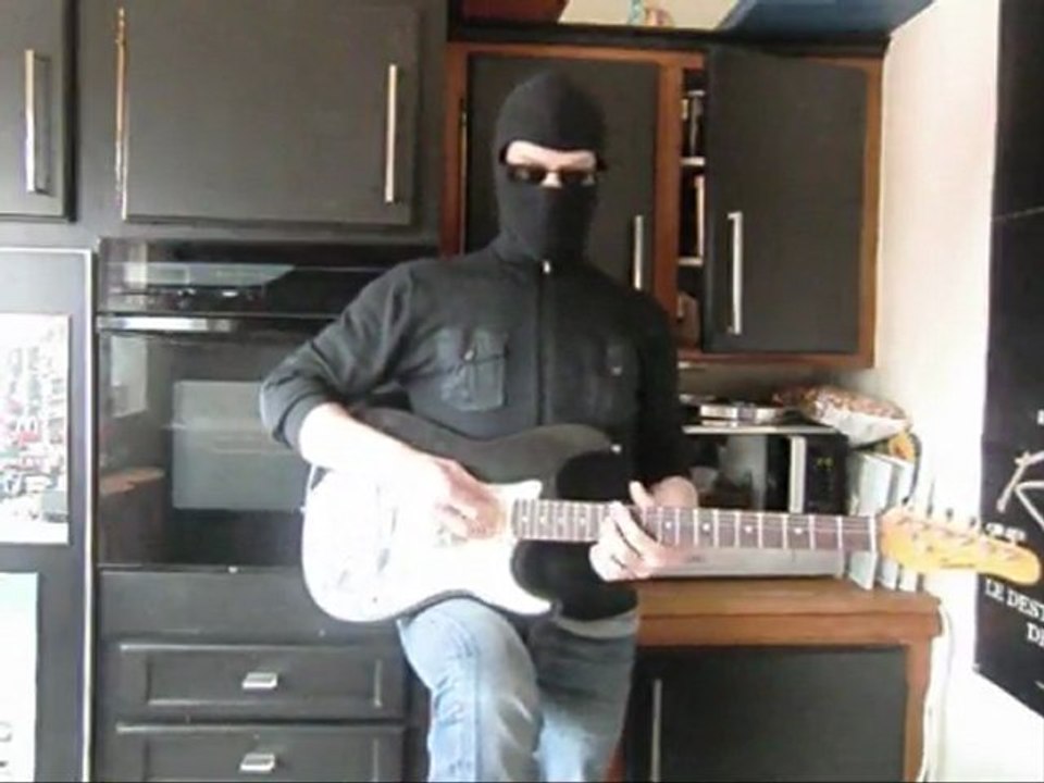 Aiguiser un couteau à la pierre à eau