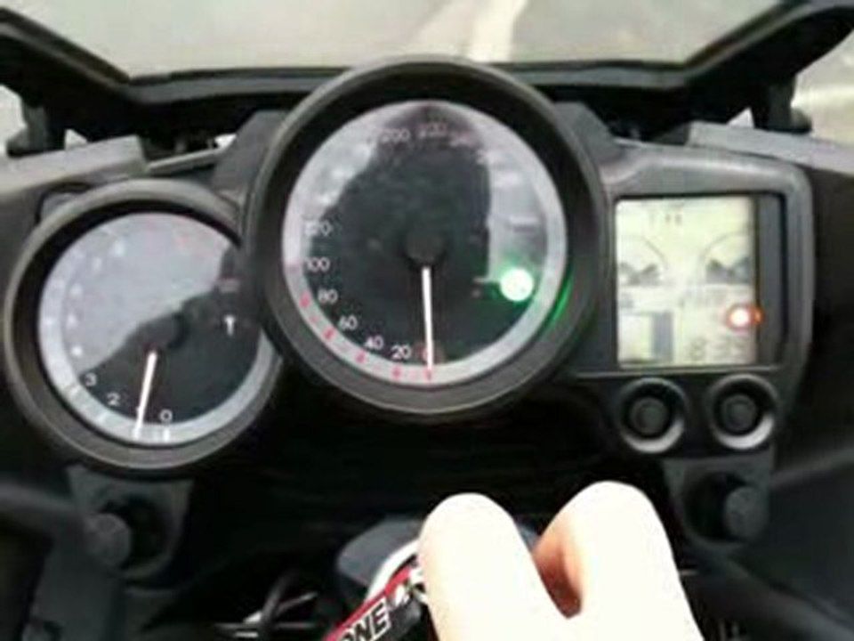 probleme moteur FJR1300 2009. video démarrage à froid