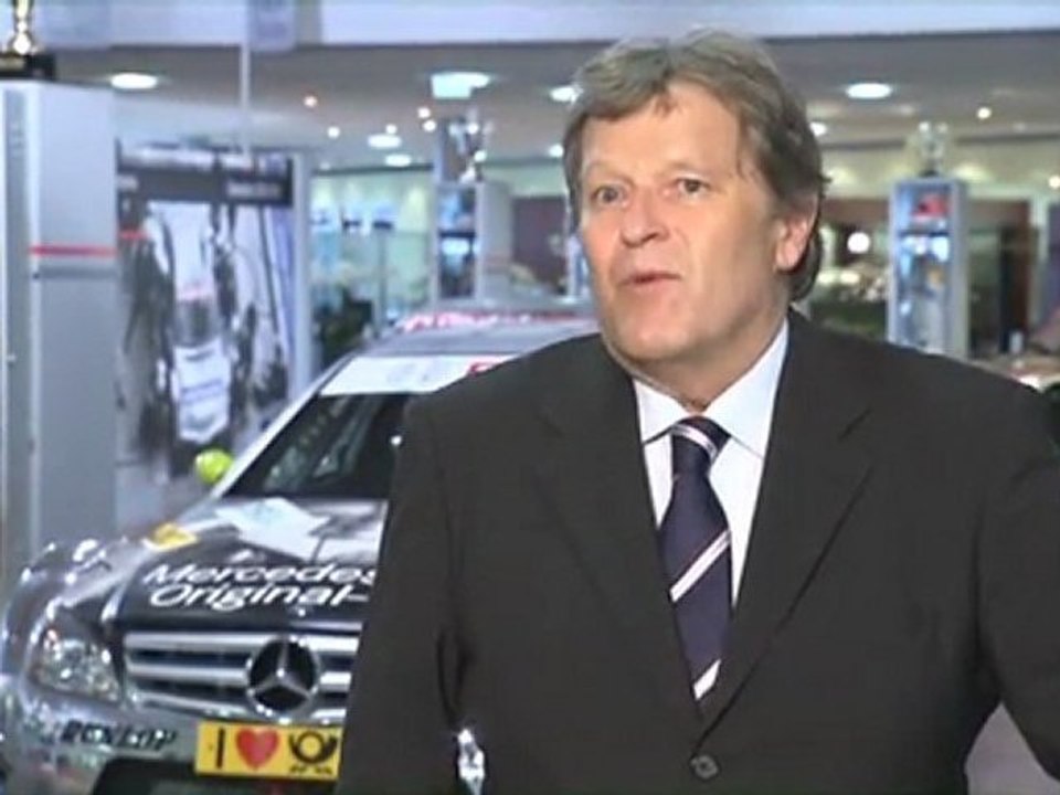 A Special Day with Nico Rosberg - English